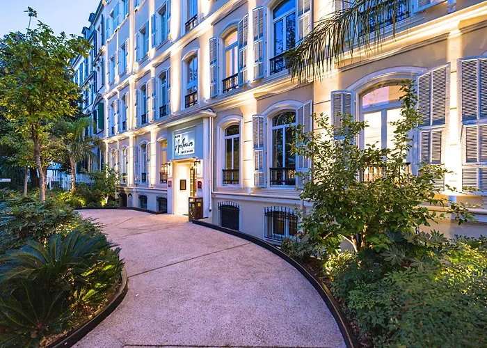 Hotel Apollinaire Nice