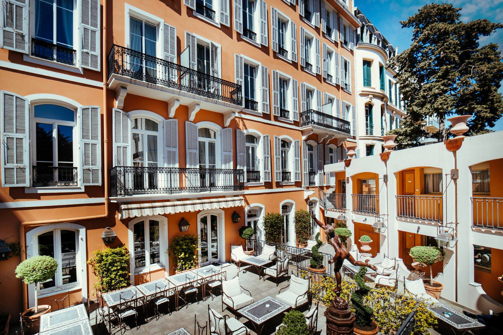 Hotel Apollinaire 4*